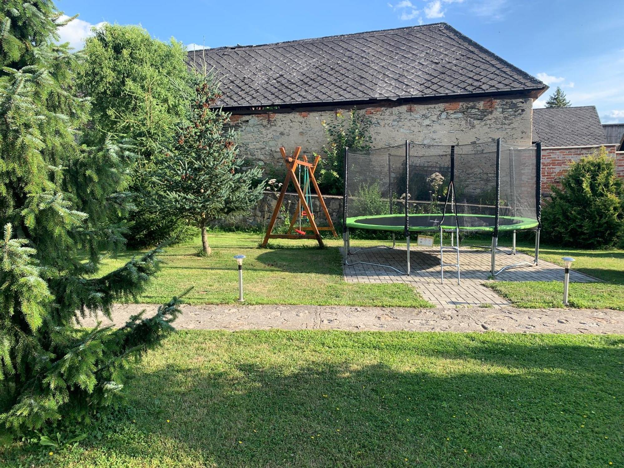 Villa Lypche Бешенёва Экстерьер фото